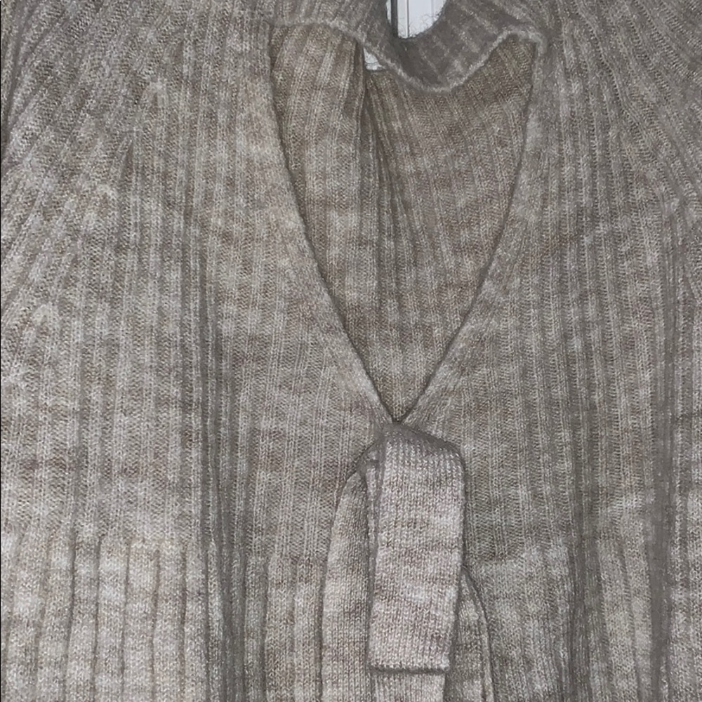 Sweater - Picture 2 of 3